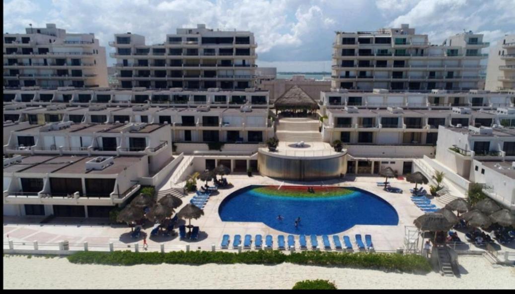 Marlin Turquesa Departamentos Frente Al Mar Apartment Cancún Exterior foto